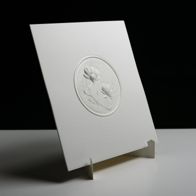 Bas-relief Blend Card with Stand - Magnolia (White)